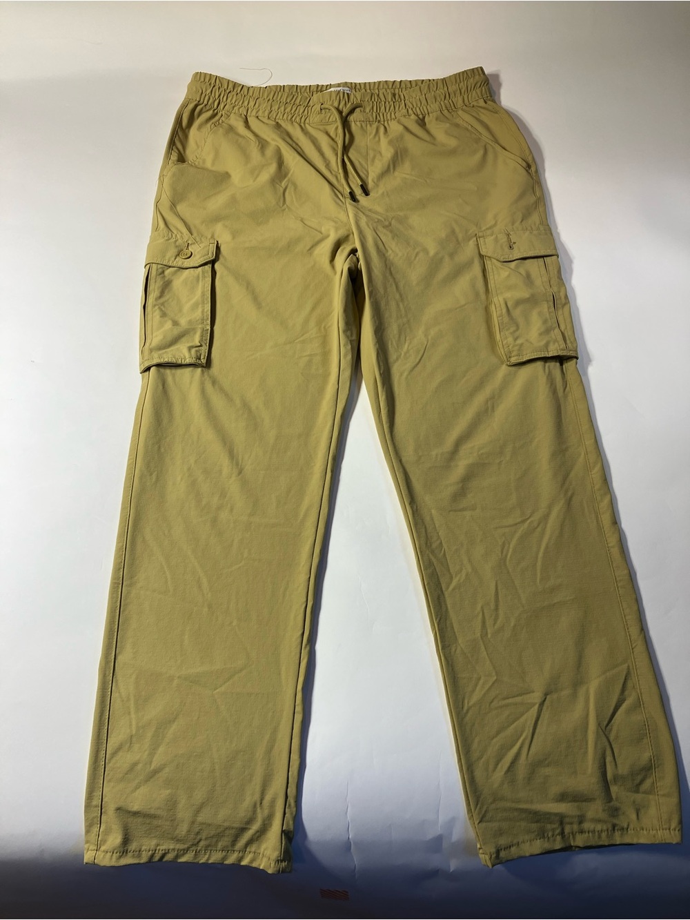 Avenue Men's Cargo Pants in Olive-Tan with Drawstring